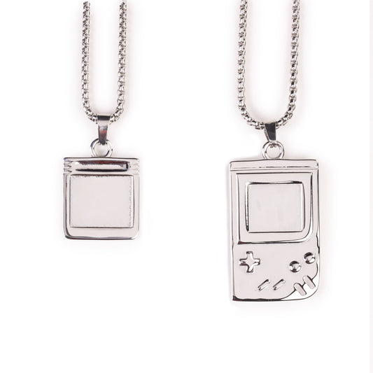 Miladystation - Retro Handheld Console Friendship Necklace